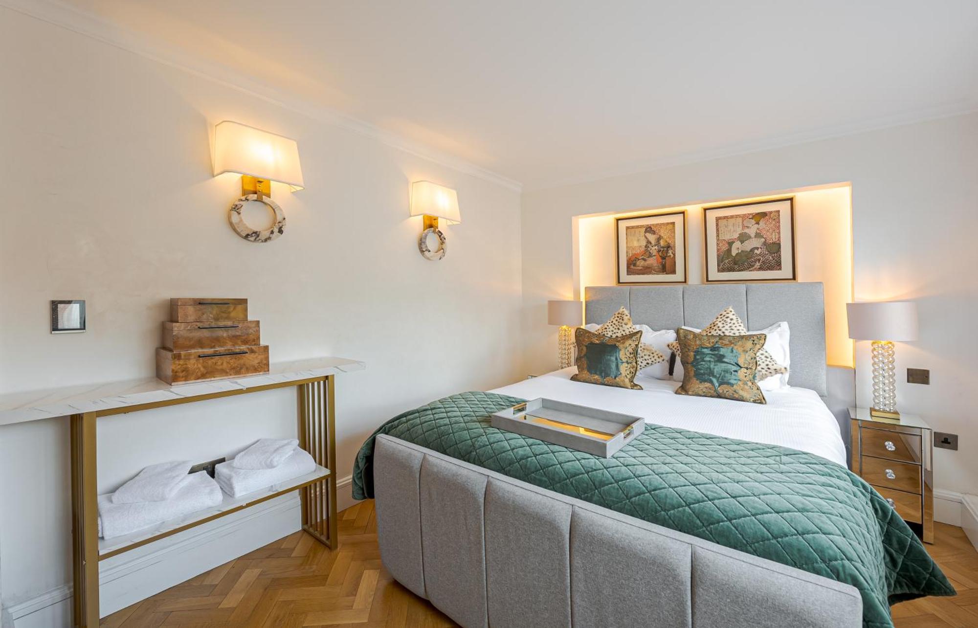 Modern Knightsbridge Apartment With Balcony Overlooking Harrods Prime Location Apartament *