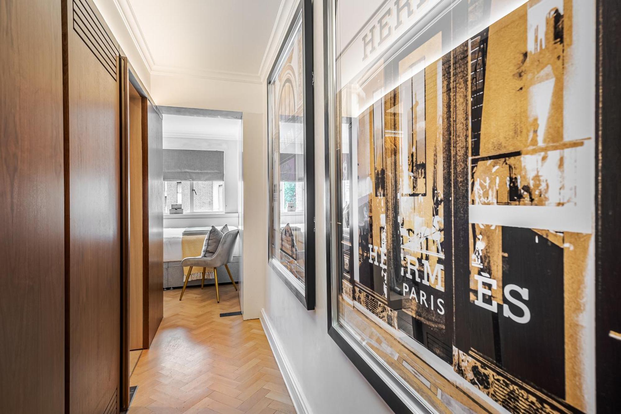 Apartament Modern Knightsbridge Apartment With Balcony Overlooking Harrods Prime Location *