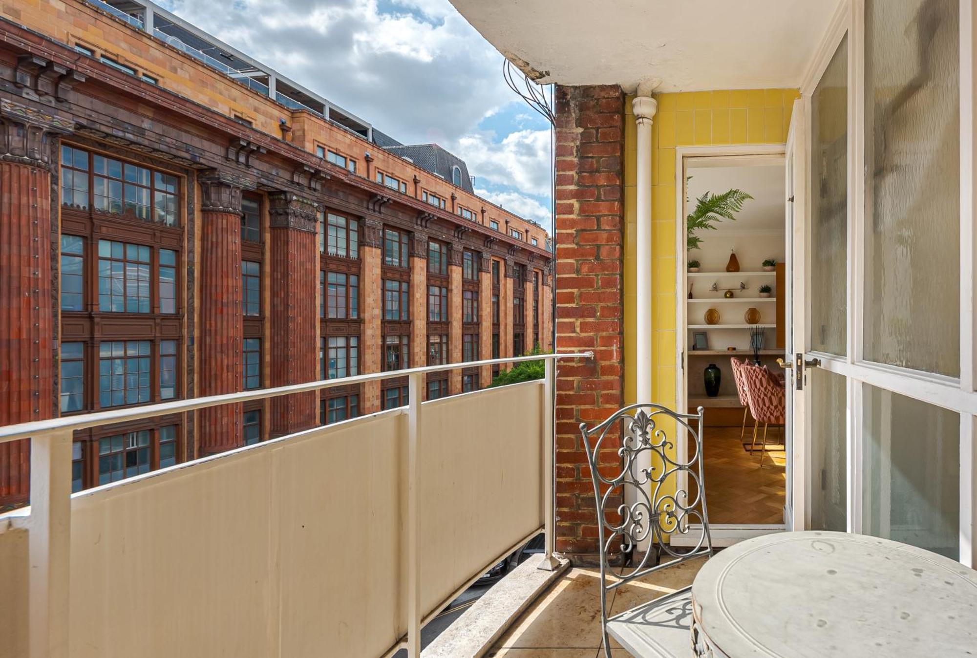Apartament Modern Knightsbridge Apartment With Balcony Overlooking Harrods Prime Location *